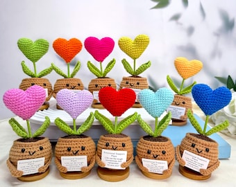 手作りかぎ針編みのピンクのバラの鉢植え：心の支え、バレンタインデー