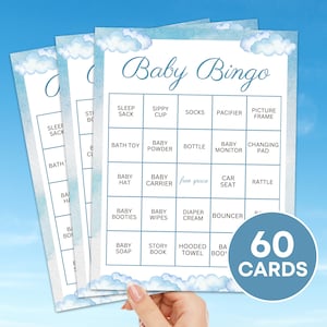 Puede incluir: Un juego de 60 tarjetas de bingo para bebés de color azul y blanco con un diseño de nubes. Las tarjetas presentan una variedad de artículos para bebés, como un saco de dormir, una taza para beber, calcetines, un chupete, un marco de fotos, un juguete de baño, talco para bebés, una botella, un monitor para bebés, una almohadilla para cambiar pañales, un gorro para bebés, un portabebés, un asiento de coche, un sonajero, botines para bebés, toallitas húmedas para bebés, crema para pañales, un saltador, jabón para bebés, un libro de cuentos, una toalla con capucha y un cuerpo de bebé.