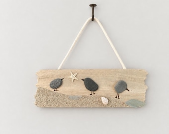 Sea Glass Bird Wall Decor, Cape Cod Coastal Wooden Plank Art, Stone Bird Beach House Wall Hanging