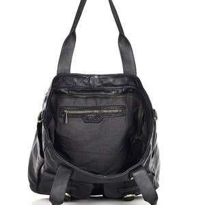 Italian leather handbag, luxury handbag, premium leather purse, designer Italian bag, handmade leather bag, fashion accessories, women's accessories, stylish leather tote, high-quality leather purse.
