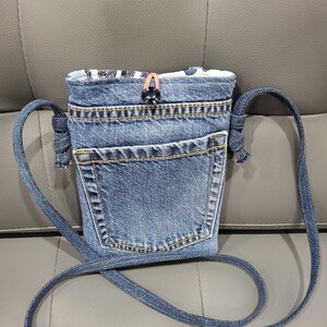 2 Pack Denim Crossbody Bags For Women - Light & Dark Blue Small Shoulder Purses, Adjustable Strap
