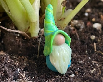 Mini Gnomo pequeño y colorido gnomo misterioso, regalos misteriosos, regalo de agradecimiento, decoración de plantas de gnomo de jardín en miniatura que brilla en la oscuridad
