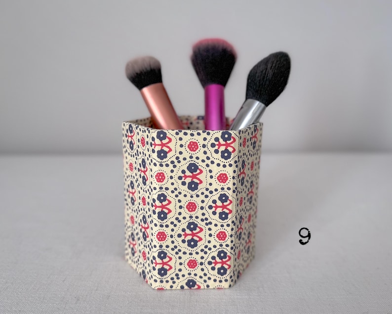 Personalised Hexagonal Pen Pot / Makeup Brush Holder image 10