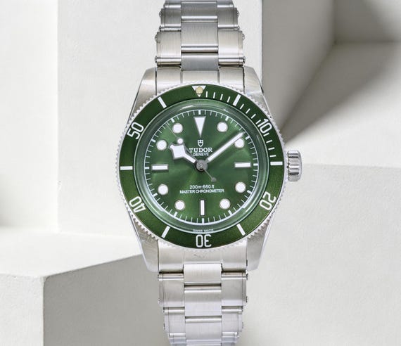 Refurbished Automatic Mechanical Green Watch for Men—A Gift for Men