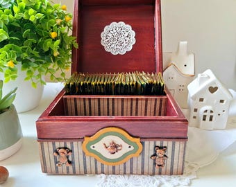 Organizador de chá artesanal em madeira, porta-saquinhos de chá em formato de ursinho de pelúcia, presente decorativo para cozinha no estilo cottagecore.