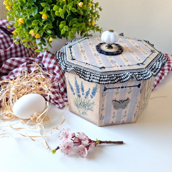 Lavender Gift Box With Lid, Wooden Vintage Style, Storage Organization Decorative Items