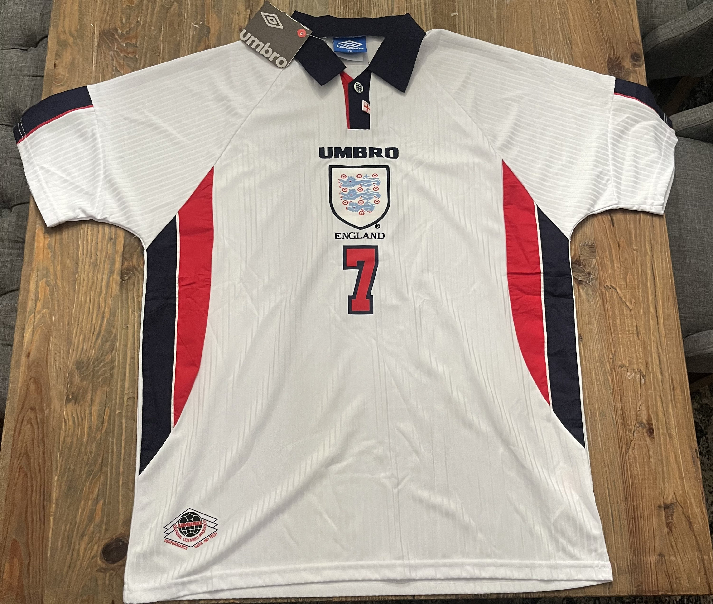 England Umbro football training vest top white YXL sleeveless