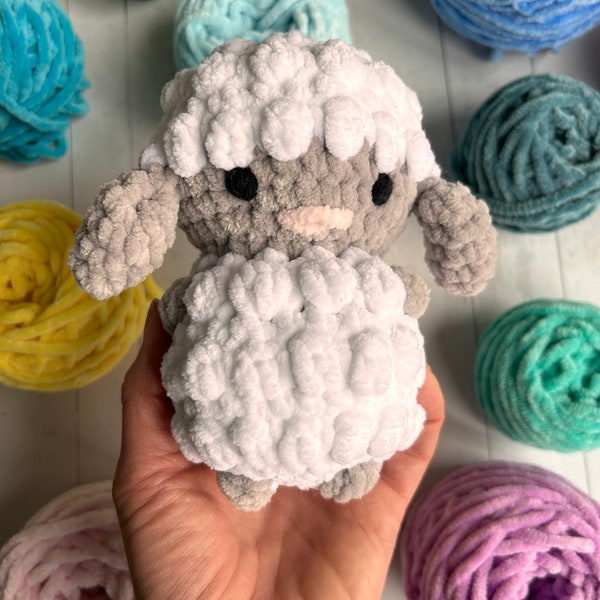 No sew lamb crochet pattern. Crochet sheep/lamb suitable for beginners. Farmyard crochet. Amigurumi lamb. Easter and spring crochet patterns