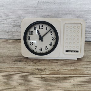 USSR watches. Vintage watch. Old watch. Antique collection. The USSR is a rarity. A gift from the USSR. Alarm clockUSSR. Clock for home.