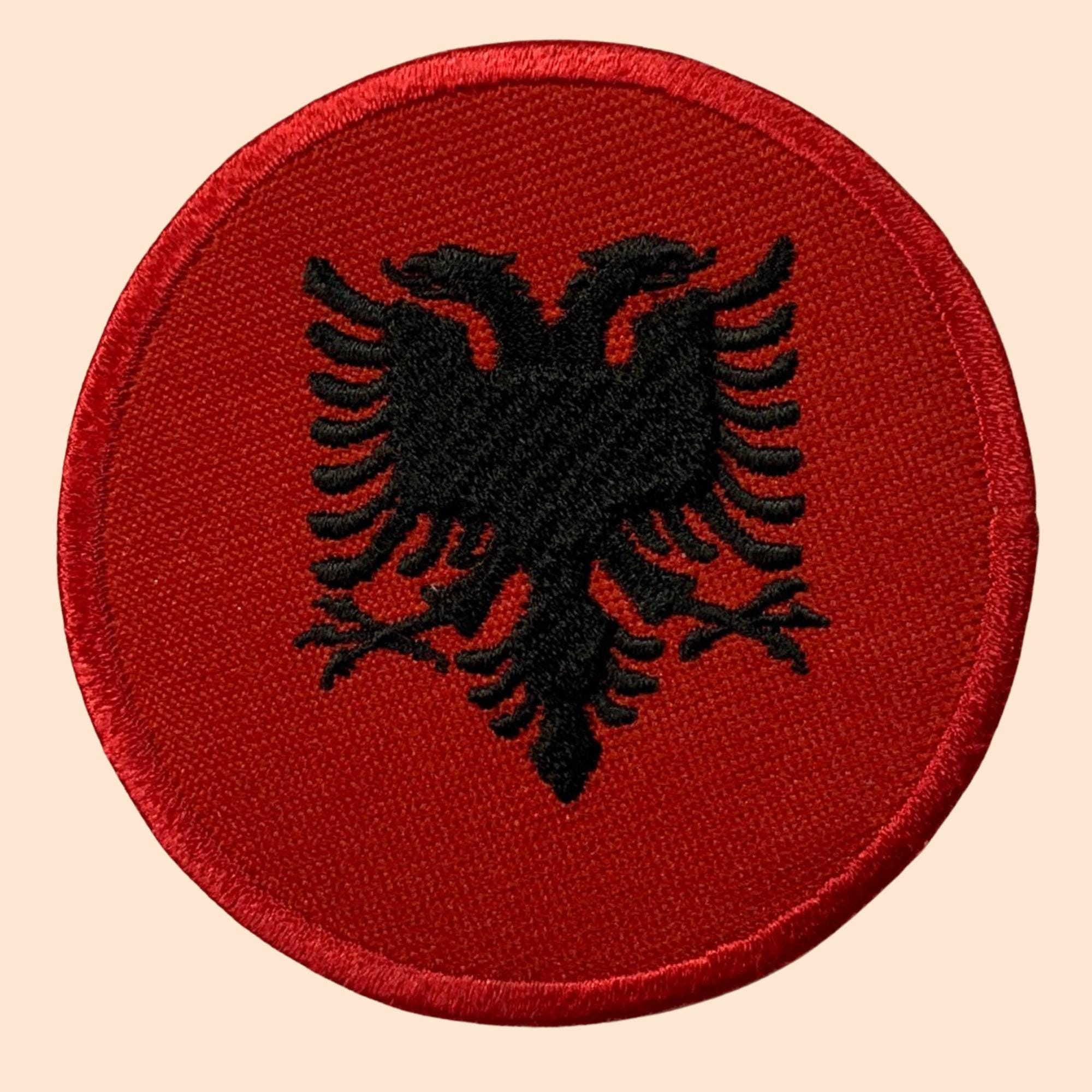 Toppa ricamata con bandiera dell'Albania, da applicare con ferro