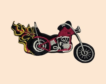 Rode chopper motorfiets geborduurd ijzer/naai patch Fire Flames jas badge