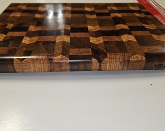 End grain cutting board