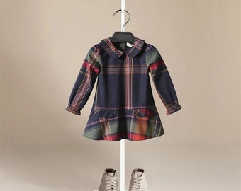 ROBE DES FÊTES À CARREAUX