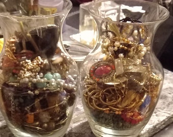 Jewelry Jars with Assortment of Random Vintage Costume Jewelry, Random Necklaces Bracelets Rings Brooches, for Crafts and Jewelry Makers