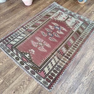 Hand Knotted Wool Oushak Rug: 2.5x3.1 ft Vintage Turkish Rug