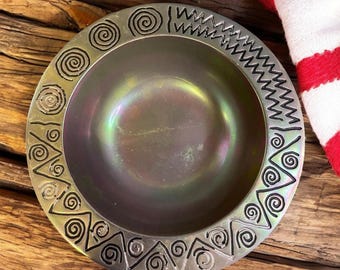 Wilton Armetale Reggae Medium Round Bowl - 10.5"