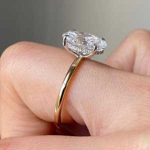 Vintage Hidden Halo 3 CT Oval Cut Moissanite Engagement Ring Diamond Wedding Ring Colorless Moissanite Ring Anniversary Ring for Gift