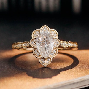 Pear Engagement ring Promise ring Gold Silver ring Travel ring Wedding ring Simulated diamond ring Solitaire ring Gift for her Drop stone