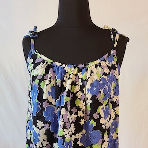Vintage Reproduction  1950s Style Rayon Summer Blouse - Sleeveless - Floral - Size XS-S