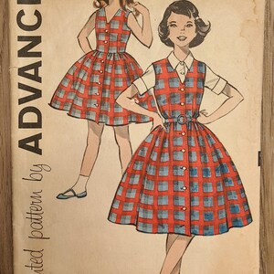 1959 Advance Pattern 9094 - Girls’ Jumper and Blouse - Size 8
