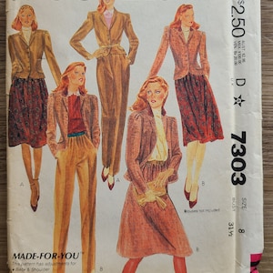 1980 McCall’s Pattern 7303 Misses’ and Junior Petite Jacket, Skirt and Pants, Size 8