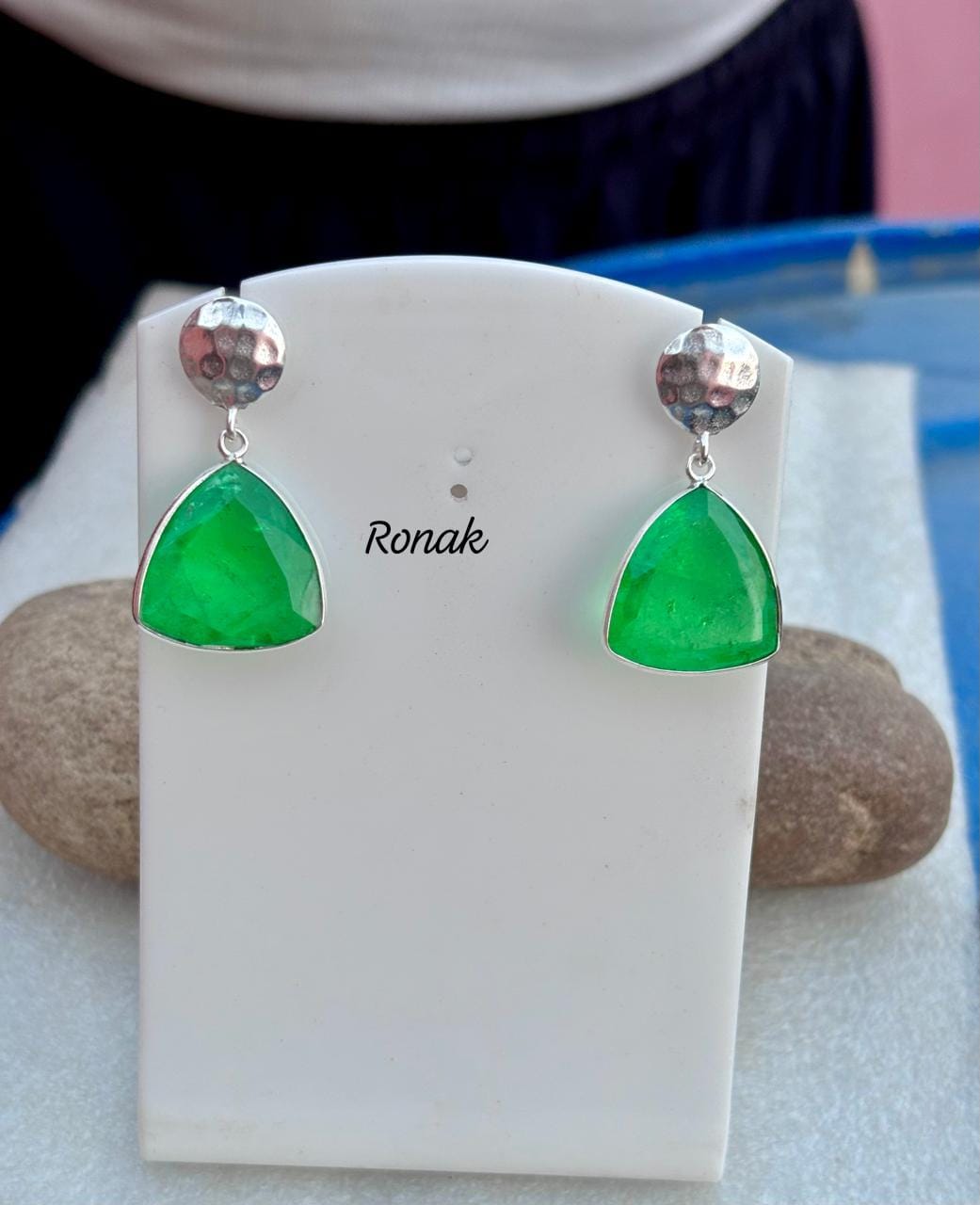 Heritage Orecchini A Perno In Argento Sterling Con Cristallo Verde – Pietra Portafortuna Agosto, Regalo