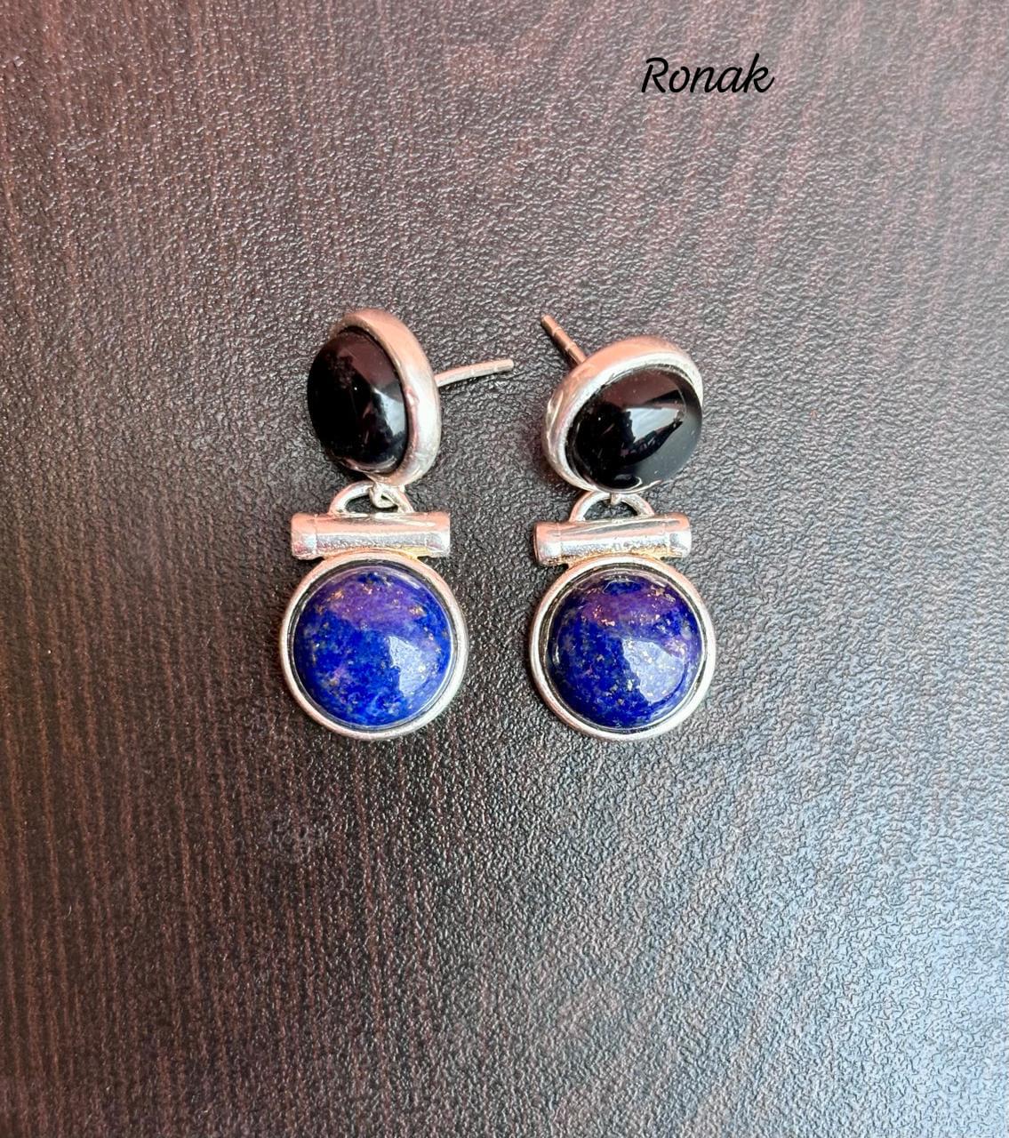 オニキス＆ラピスラズリのイヤリング：925スターリングシルバー