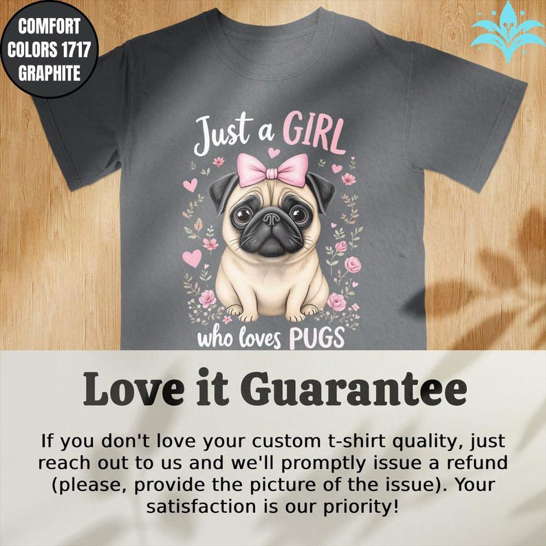 Maglietta Just a Girl Who Loves Pugs, maglietta grafica con simpatico carlino, regalo per gli amanti dei carlini, maglietta con colori confortevoli, maglietta divertente con cane, maglietta per mamma di carlino immagine 4