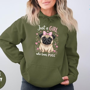 Maglietta Just a Girl Who Loves Pugs, maglietta grafica con simpatico carlino, regalo per gli amanti dei carlini, maglietta con colori confortevoli, maglietta divertente con cane, maglietta per mamma di carlino immagine 9