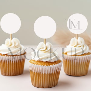 Mockup bruidstaarttoppers, mockup cupcaketoppers, mockup rond label cupcake, blanco cupcaketopper, mockup cupcaketopper, mockup met gunsttag