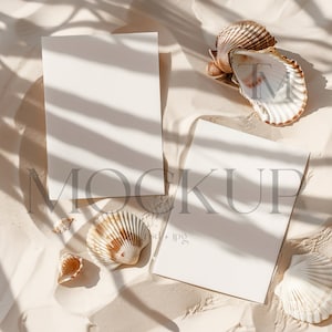 Dubbel 5 x 7 uitnodigingsmodel bruiloft uitnodigingsmodel modern 5 x 7 kaartmodel twee minimalistische boho uitnodigingskaarten mock-up zomerkaartmodel