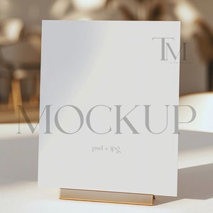 Mockup da tavolo, Mockup cartello matrimonio, Mockup numero tavolo 8x10, Mockup bar, Mockup menu, Mockup oggetto intelligente, Mockup cancelleria matrimonio PSD