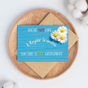 Tarjeta imprimible para el Día de la Abuela, Tarjeta de felicitación de Daisy, Una abuela fuera de lo común, Tarjeta divertida y colorida, Diversión creativa para la abuela
