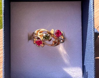Cheerful Ruby and Green Spinel Statement Ring in 14k Yellow Gold sz 8.75 wt 4.19 Visit our store for more vintage finds!