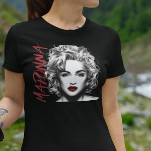 T-Shirt Madonna Queen of Pop Music Artist Graphic Tee