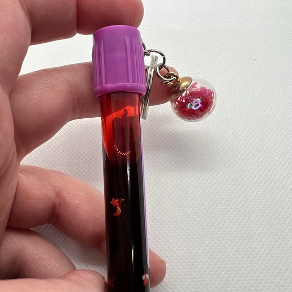 Unique Vampire-Themed Keychain - Phlebotomist Gift with Faux Blood Vial, Perfect for Medical Professionals