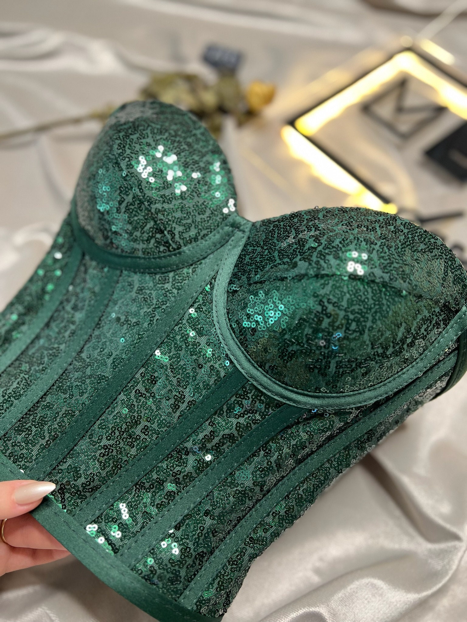 Emerald Green Sequin Corset: Adjustable Back Tie, Party  display picture 1