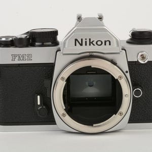 Nikon FM2N, cuerpo SLR cromado de 35 mm, limpio, probado y preciso