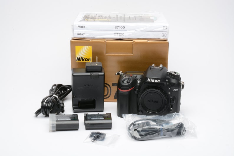 Nikon D7100 DSLR Body Only Batt, charger, Only 17,142 Acts Fully tested, nice image 2