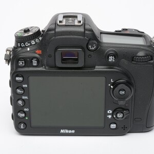Nikon D7100 DSLR Body Only Batt, charger, Only 17,142 Acts Fully tested, nice image 4