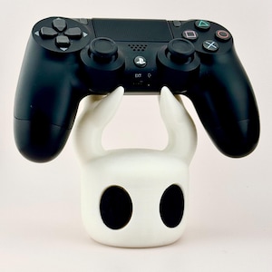 Hollow Knight Controller Stand: 3D Printed Gamer Decor the knight