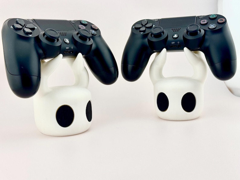 Hollow Knight Controller Stand: 3D Printed Gamer Decor image 2