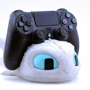 Suporte para Controle Inspirado em Dragão | Suporte Fofo para PS5 e Xbox | Presente para Gamers | Acessório Impresso em 3D | Decoração para Mesa de Jogos imagem 3