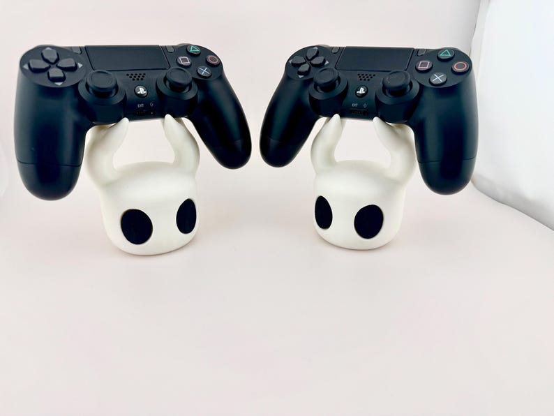 Hollow Knight Controller Stand: 3D Printed Gamer Decor image 4