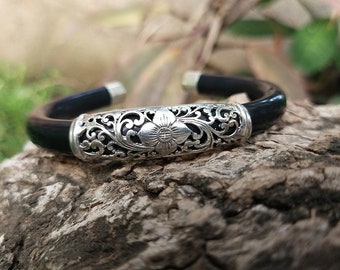 Bali 925 Silver Cuff Bracelet with Black Leather, Plain Flower Carving, for Men and Women
