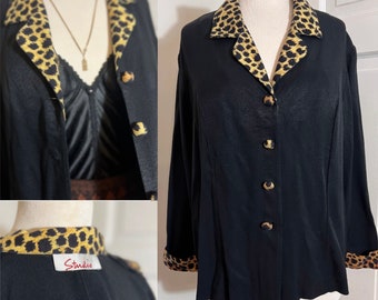 Vintage Black Button Up Swing Jacket with Leopard Collar