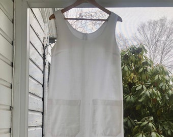 Vintage White Shift Dress with Patch Pockets Size XL
