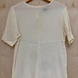 Blusa vintage de manga corta Charter Club beige 100 % seda arrugada, años 90, talla mediana