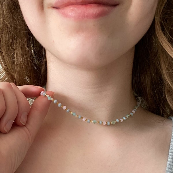 Starlight - Collier de perles élégant, tour de cou en perles de cristal, collier accent doré, collier minimaliste