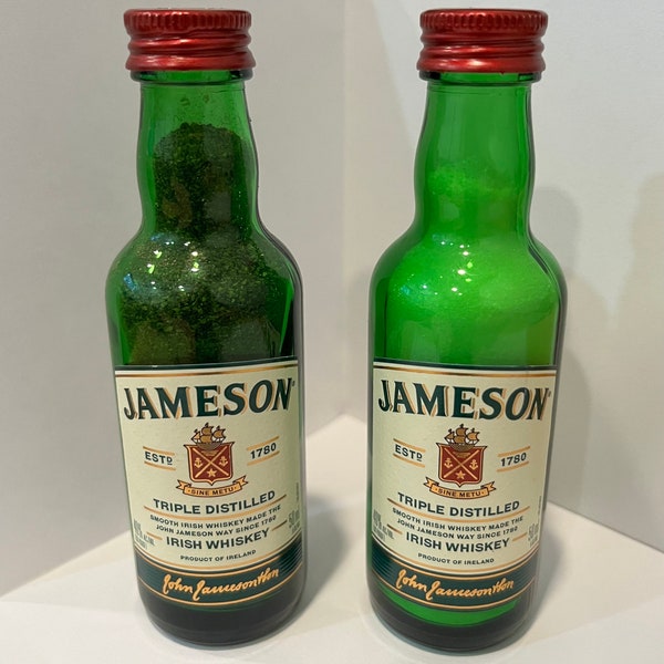 Salt and Pepper Shaker Shooter - Jameson Irish whiskey salt and pepper shakers - Jameson whisky kitchen decoration, gift